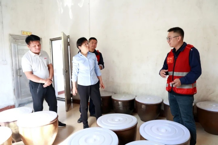 1858333033812250626.jpg 1858333033812250626.jpg